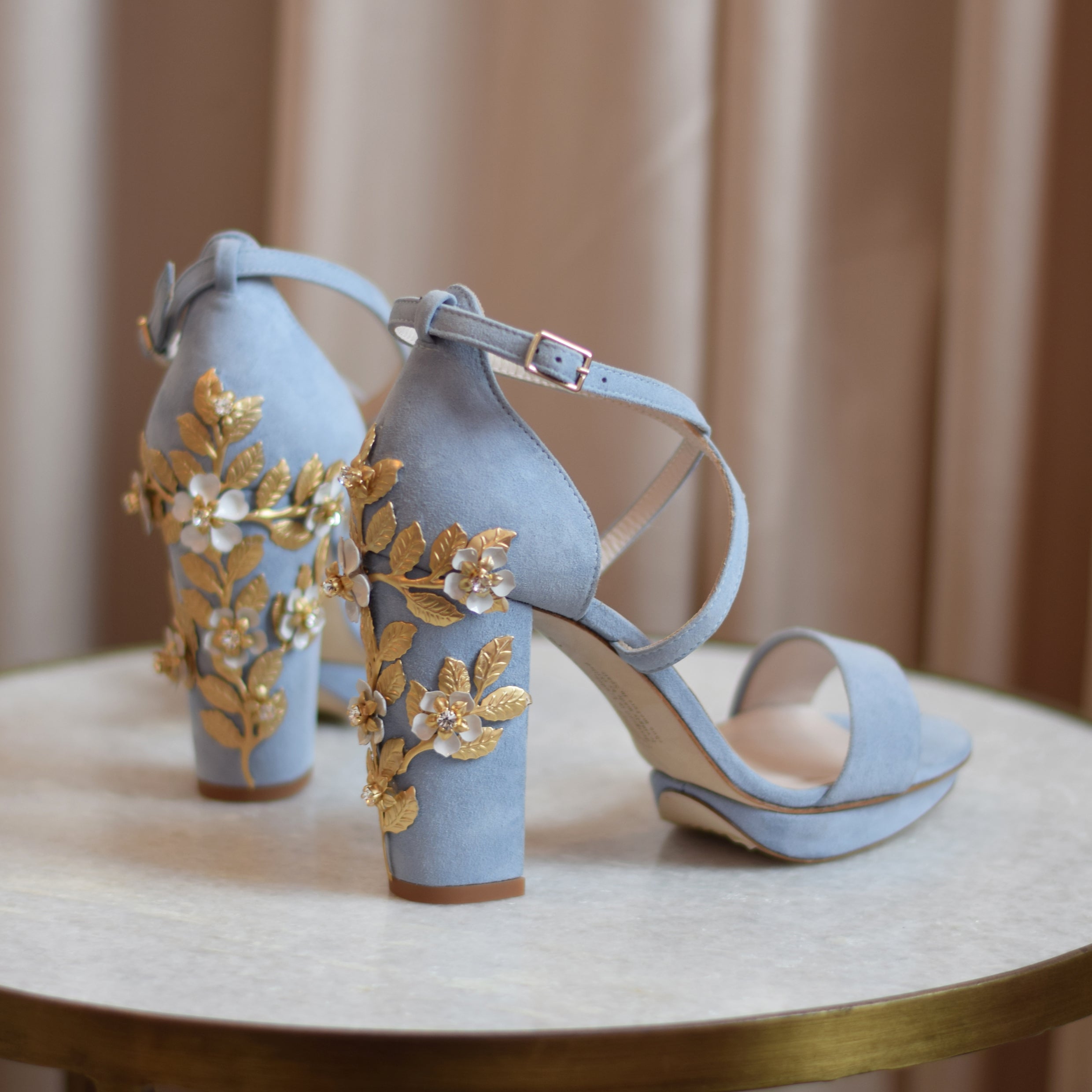 Blue chunky 2024 heel wedding shoes